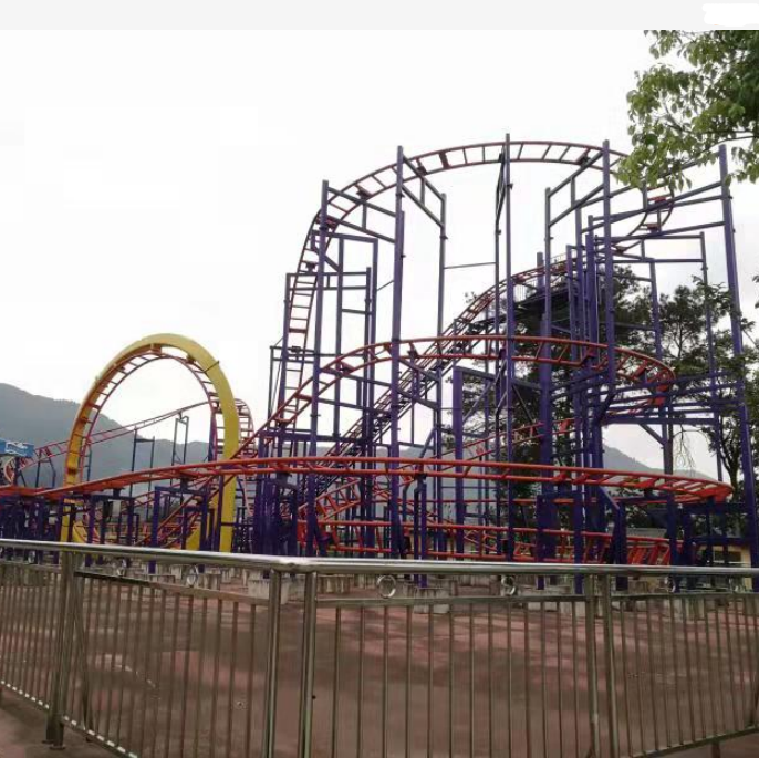 Amusement Park Rides - Ring Roller Coaster